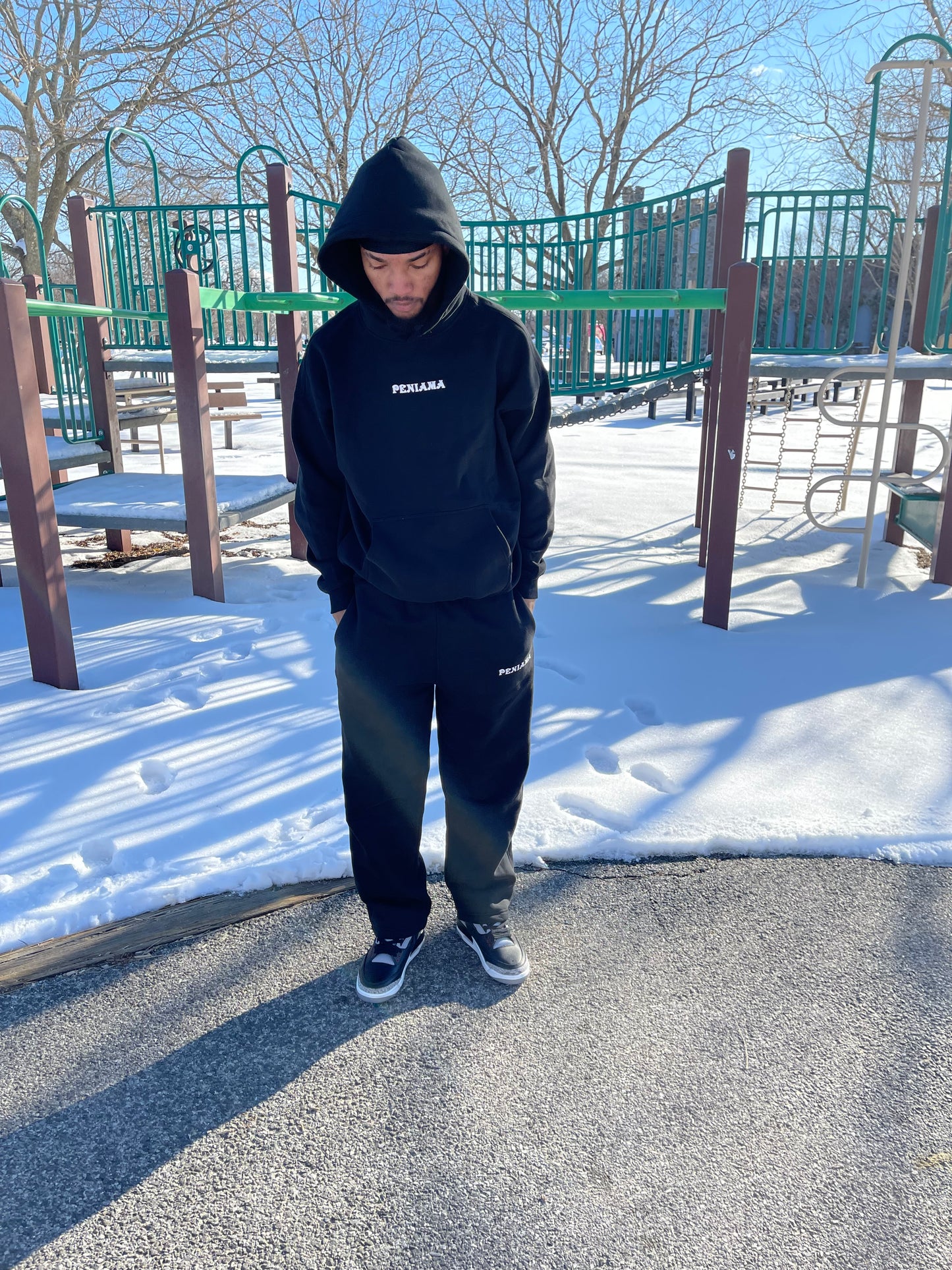 BAD WEATHER FLARED SWEATPANT (BLACK)