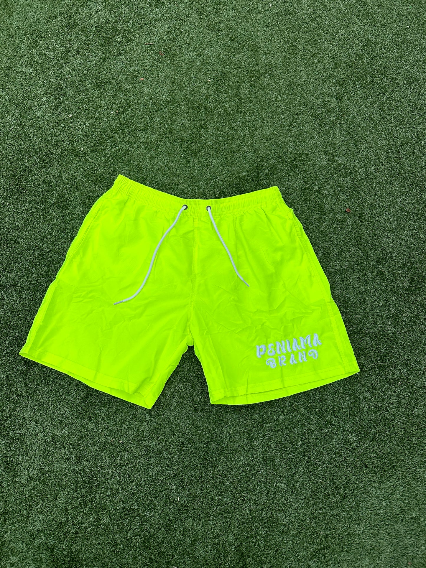 ISLAND SHORTS